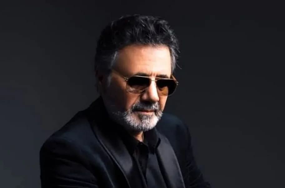 دانلود آهنگ عاشقانه داری میری از خونه آرزو معین