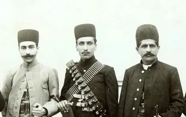 سفر در زمان| عکس یادگاری «سرداران بختیاری» در اواخر دوران قاجار